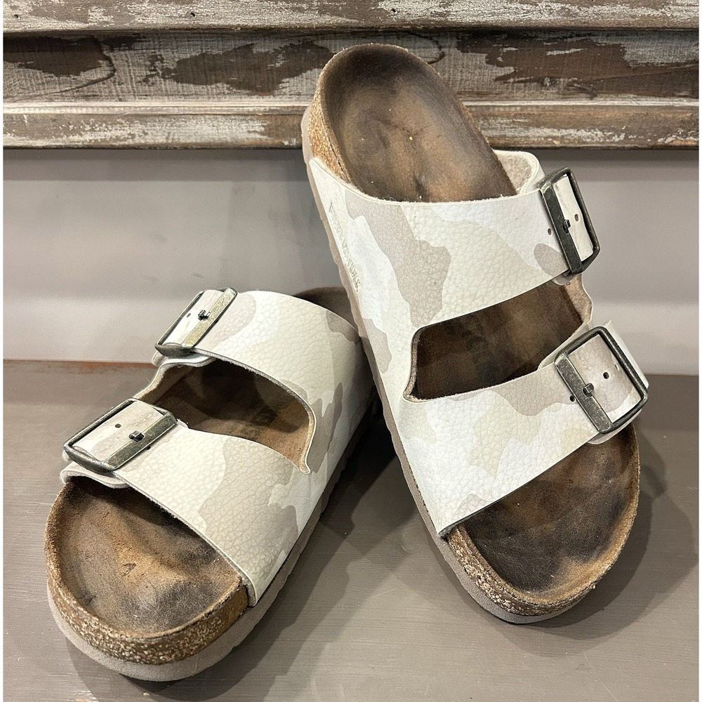 Birkenstock Arizona Camo Sandals EU 38 Women's‎ 7-7.5 Desert Soil